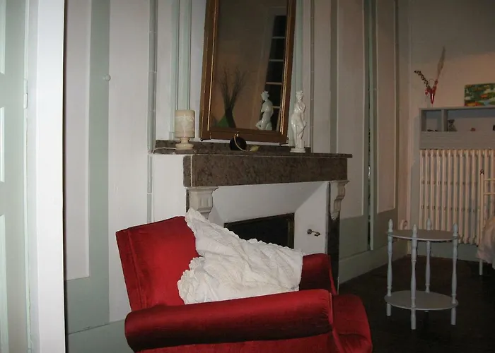 Le Marques Bed and Breakfast 3*